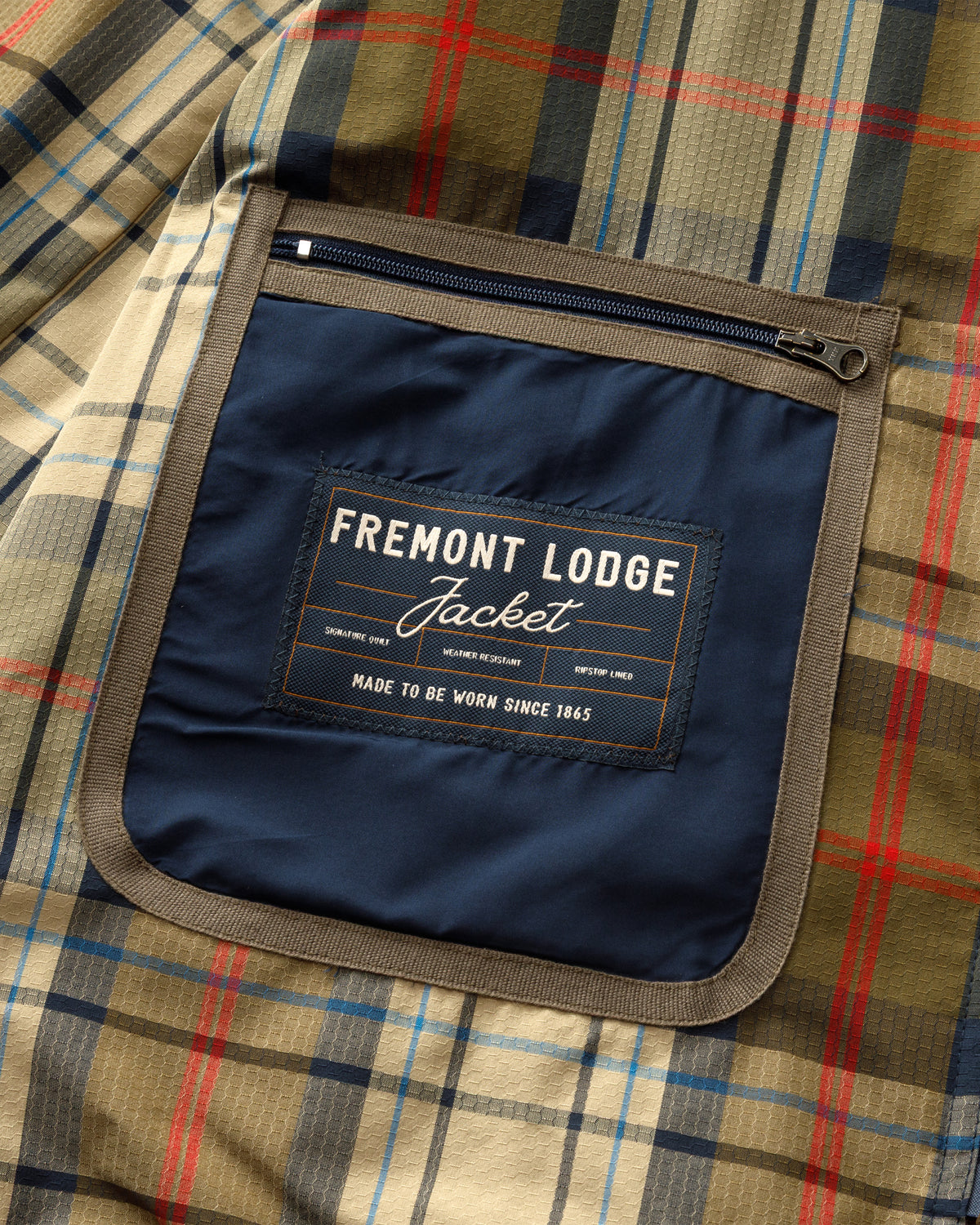 Fremont Lodge Performance Quilted Jacket - Deep Navy