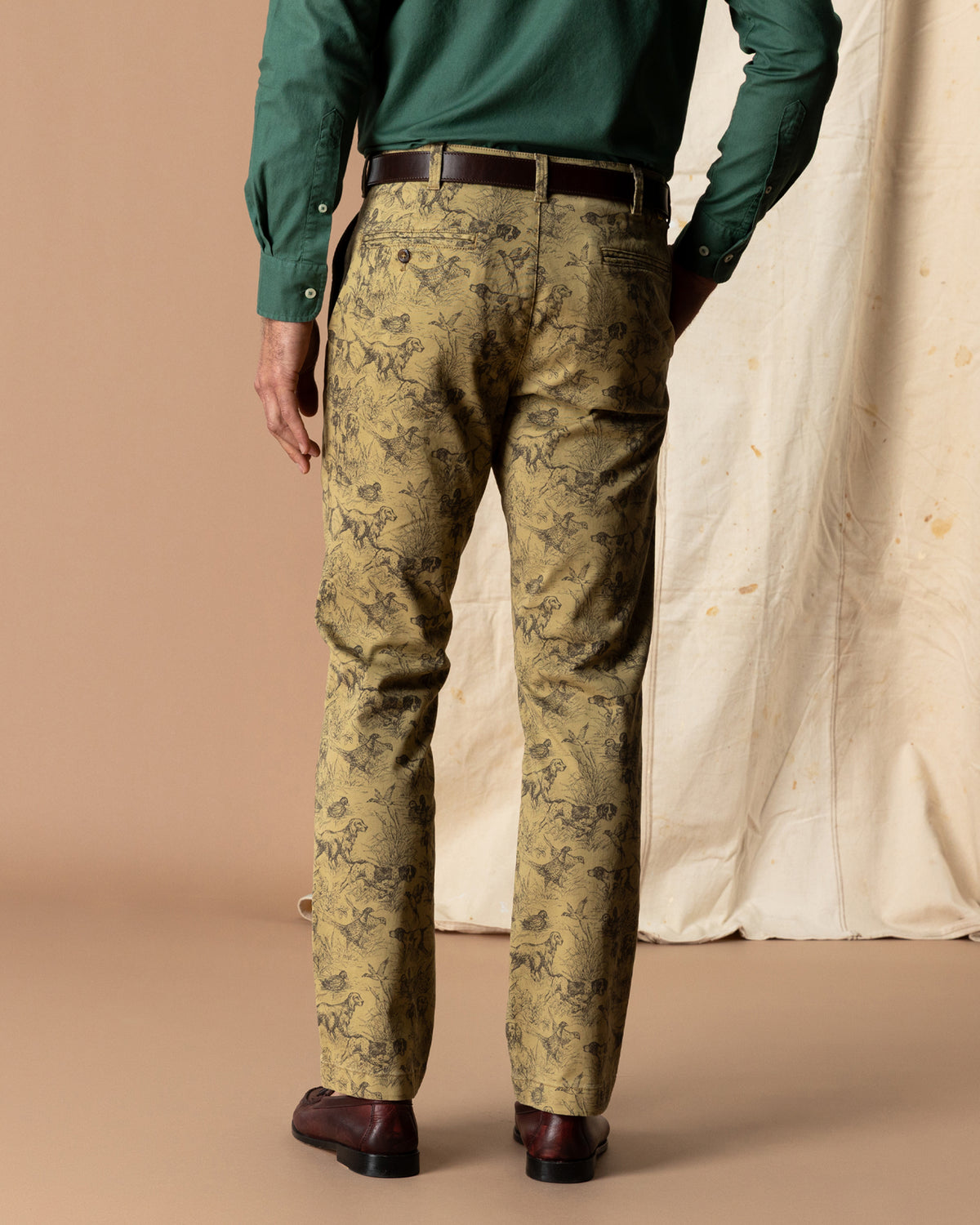 Classic Fit Gold School Chino - Wheatfield Print