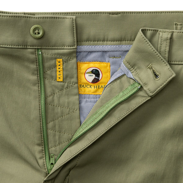 Harbor Performance Chino - Oil Green
