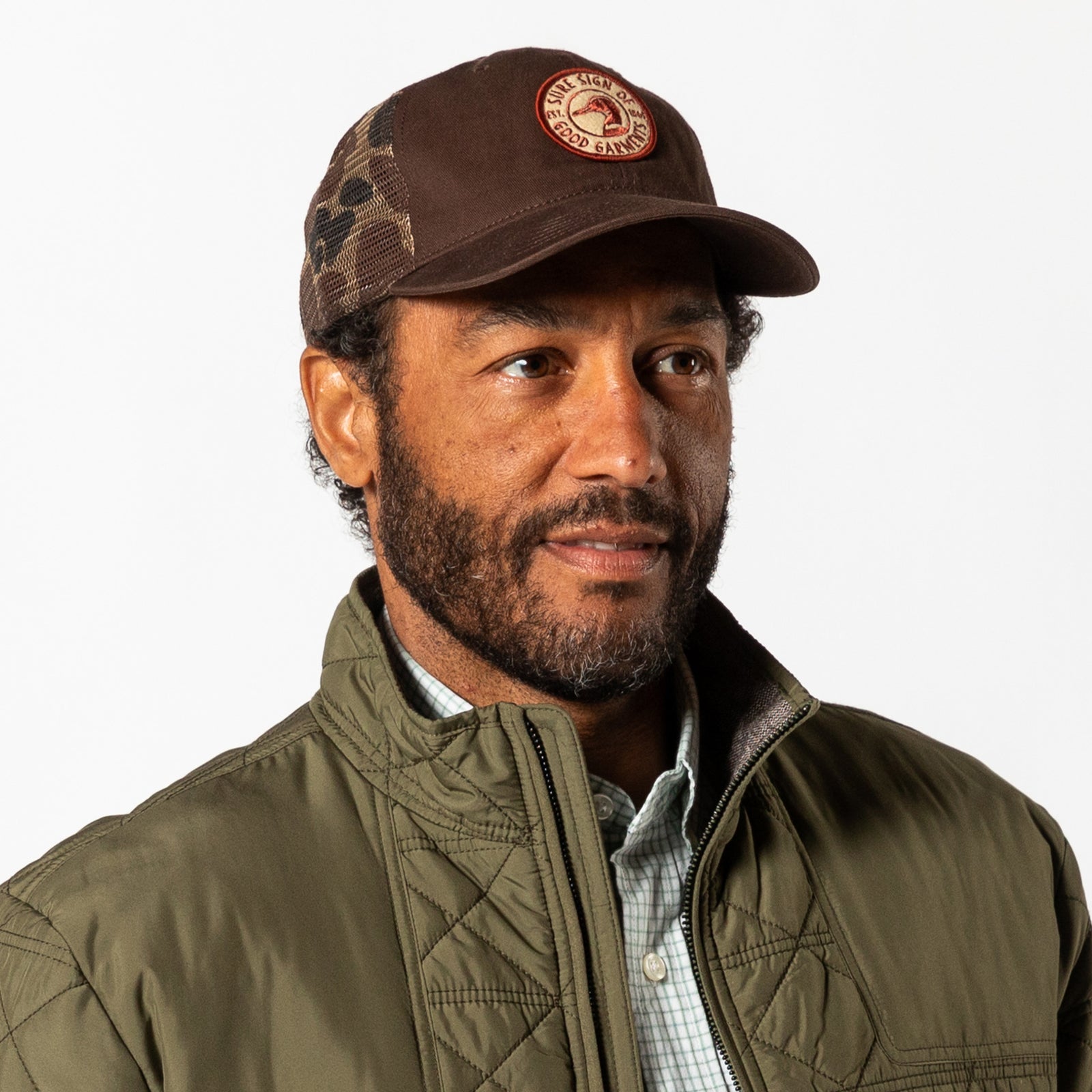 Trucker Hat With Camo Mesh - Dark Brown