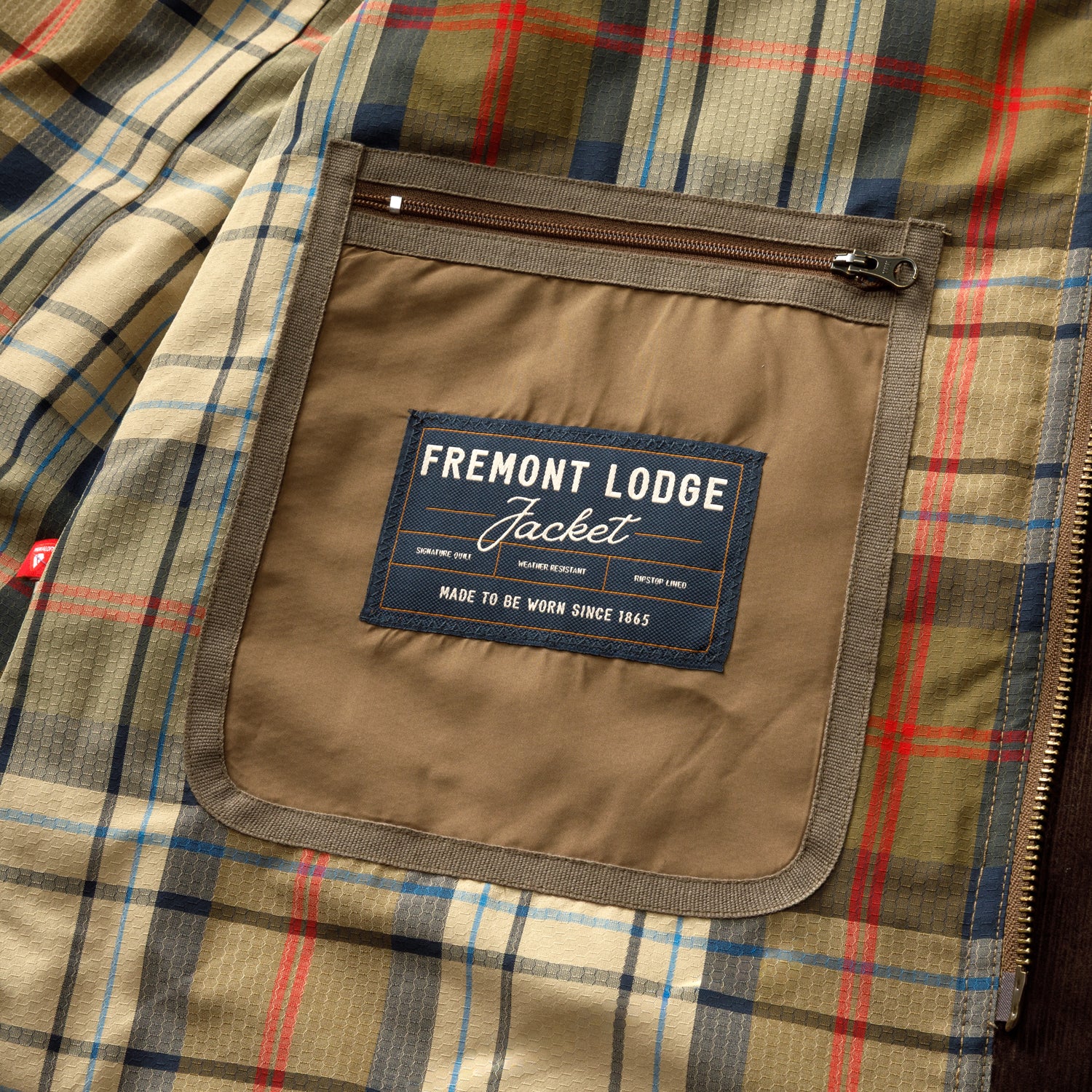 Fremont Lodge Performance Quilted Jacket - Dark Taupe