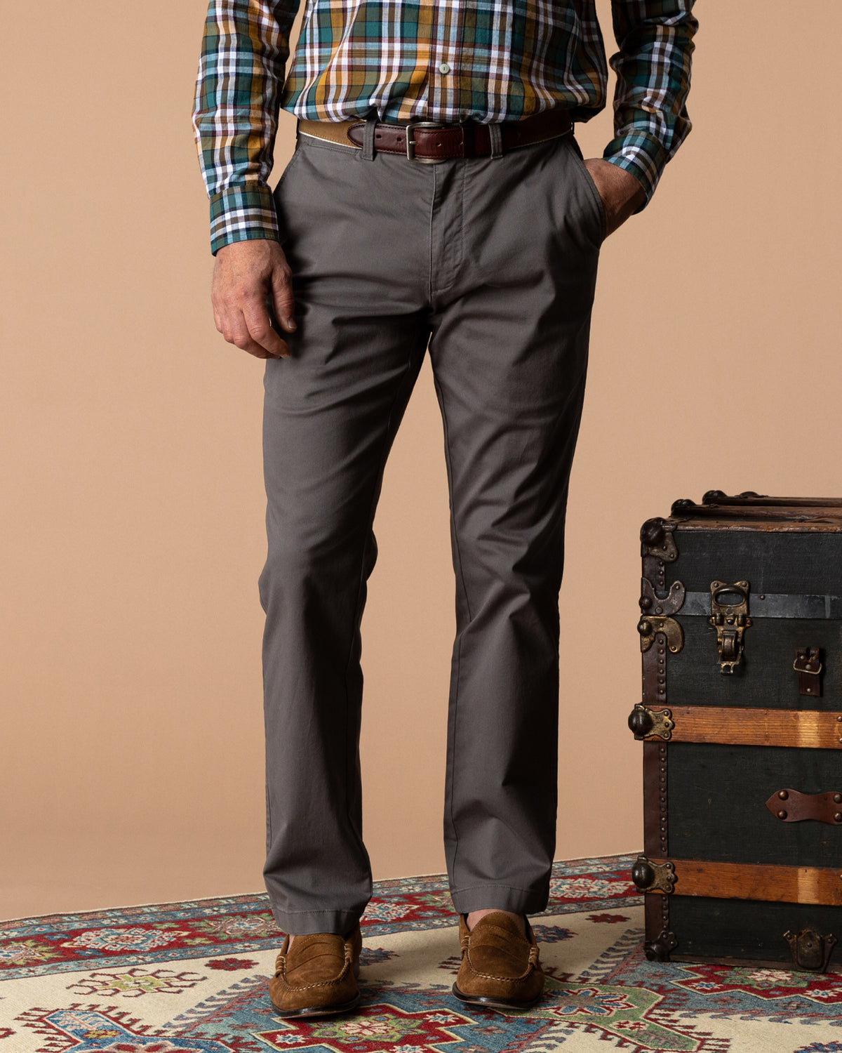 Classic Fit Gold School Chino - Fossil Gray