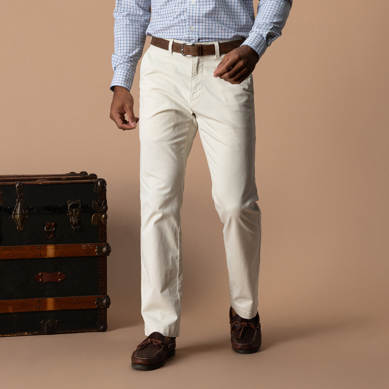 Classic Fit Gold School Chino - Stone