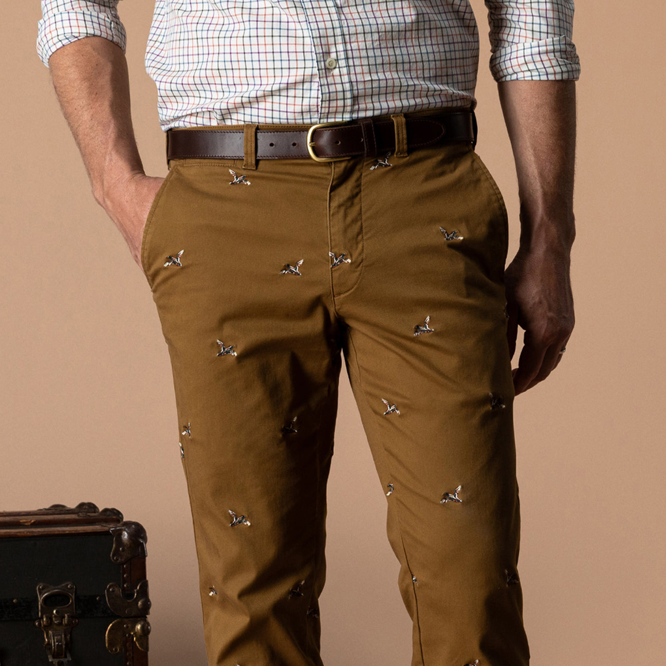 Classic Fit Gold School Chino - Bronze Brown EMB