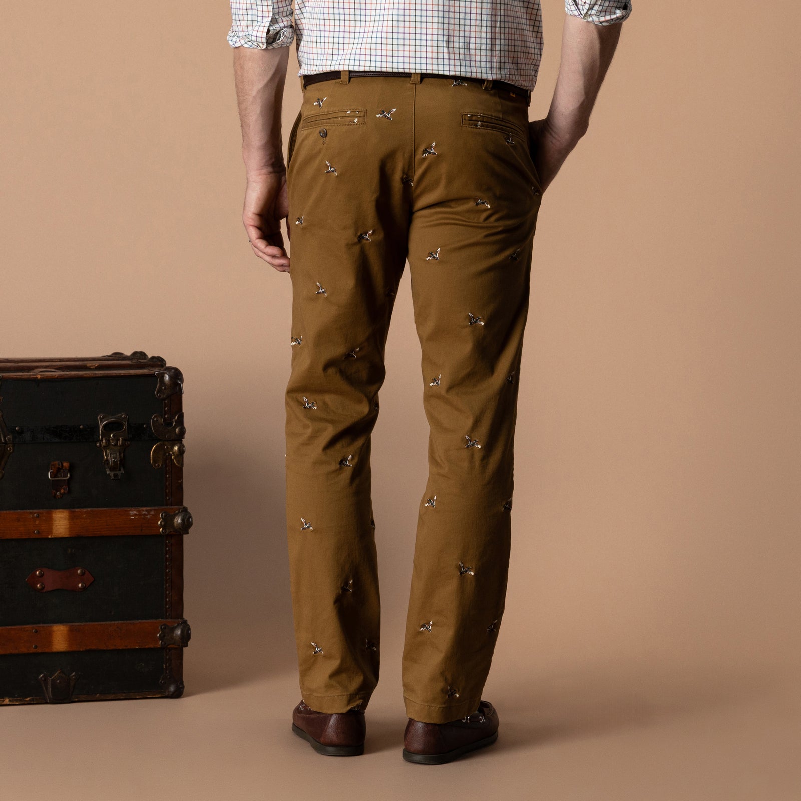 Classic Fit Gold School Chino - Bronze Brown EMB