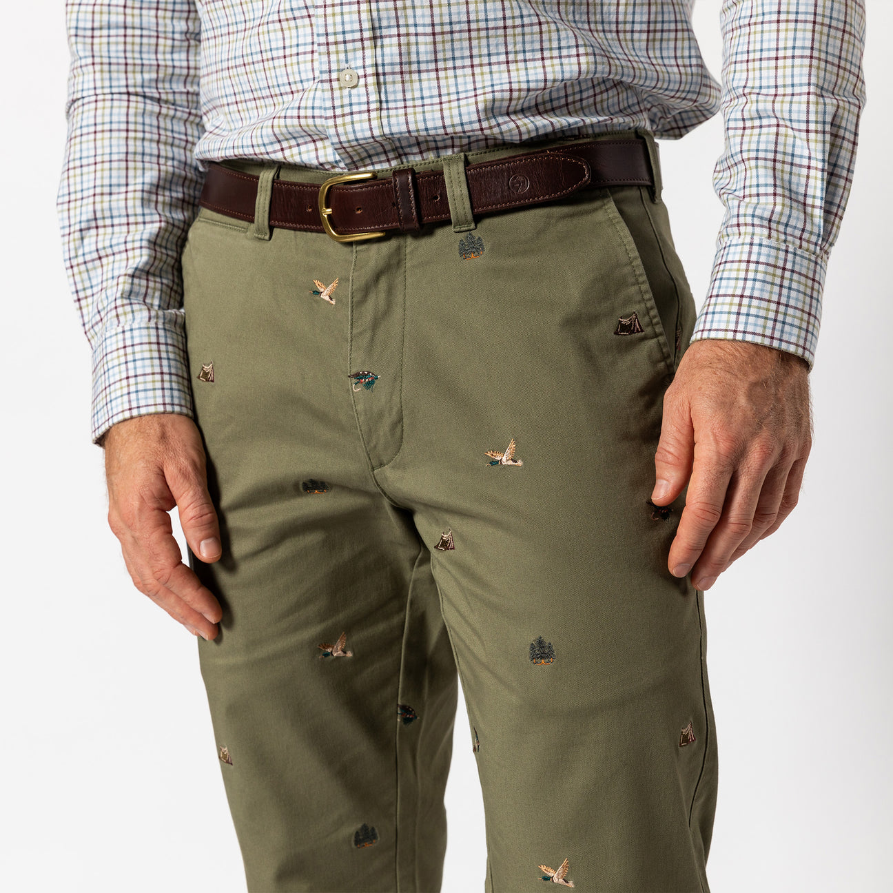 Classic Fit Gold School Chino - Embroidered Olive