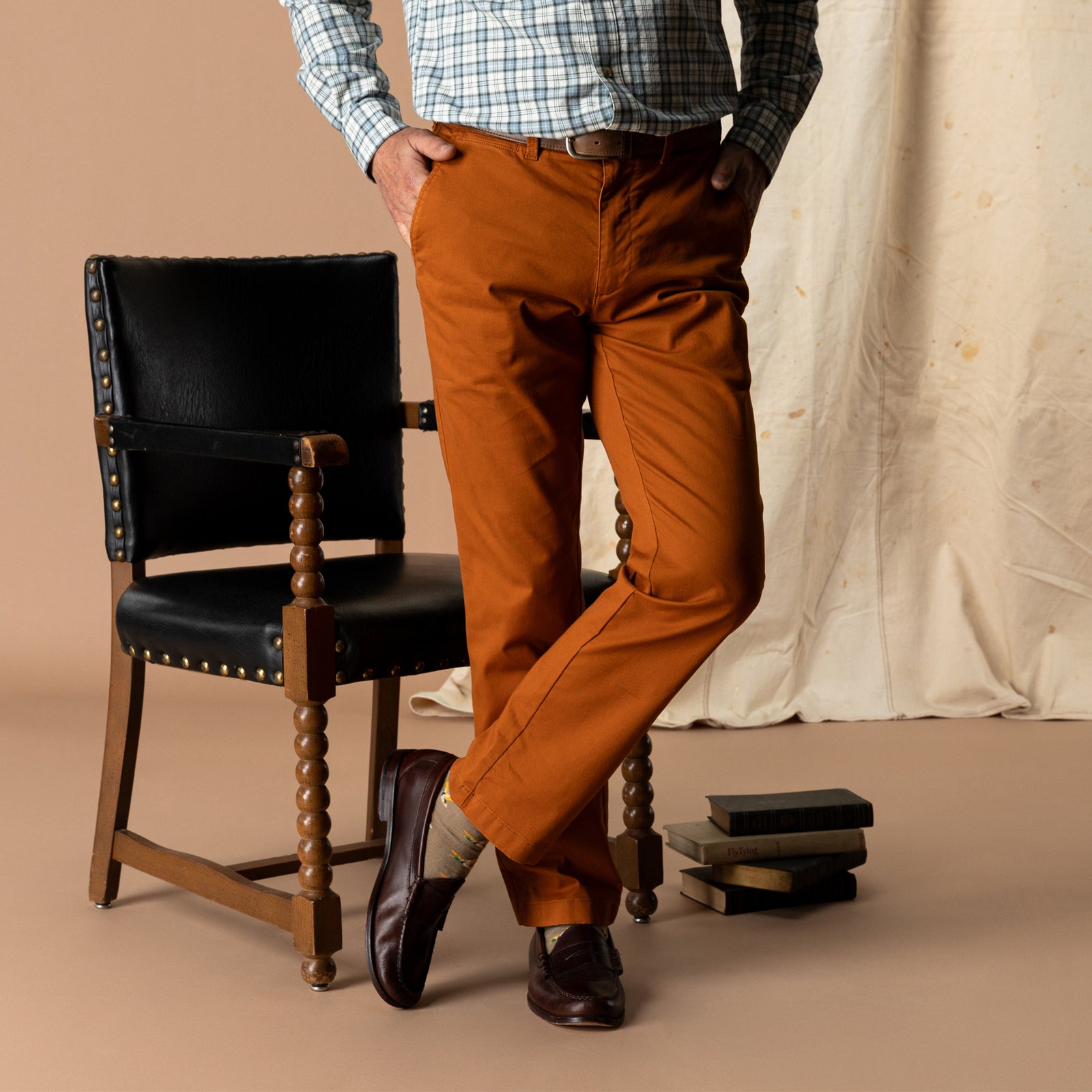 Classic Fit Gold School Chino - Spiced Almond