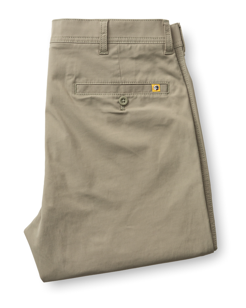 Harbor Performance Chino - Vetiver Green